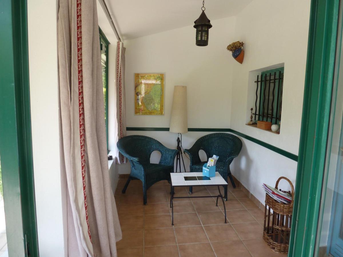 Domaine Du Planas Ailhon Ardeche Bed and Breakfast Eksteriør billede